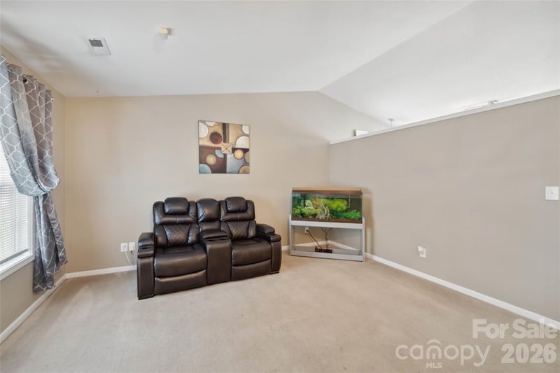 1508 Hollow Maple Dr, Charlotte, NC 28216