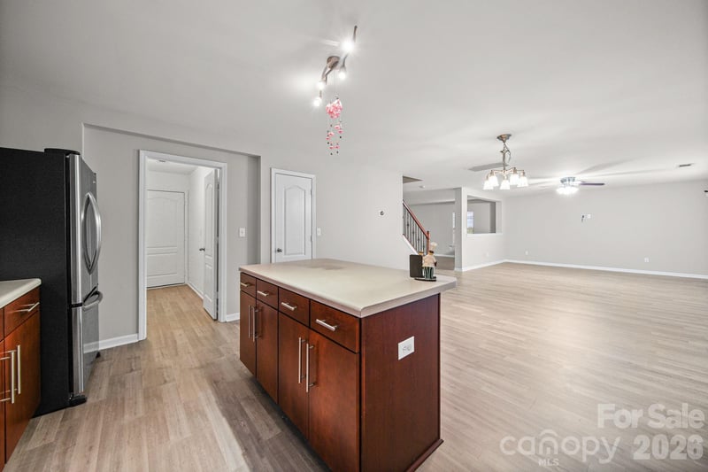 9220 Seamill Rd, Charlotte, NC 28278