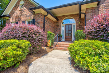 1152 Windsor Dr, Kannapolis, NC 28081