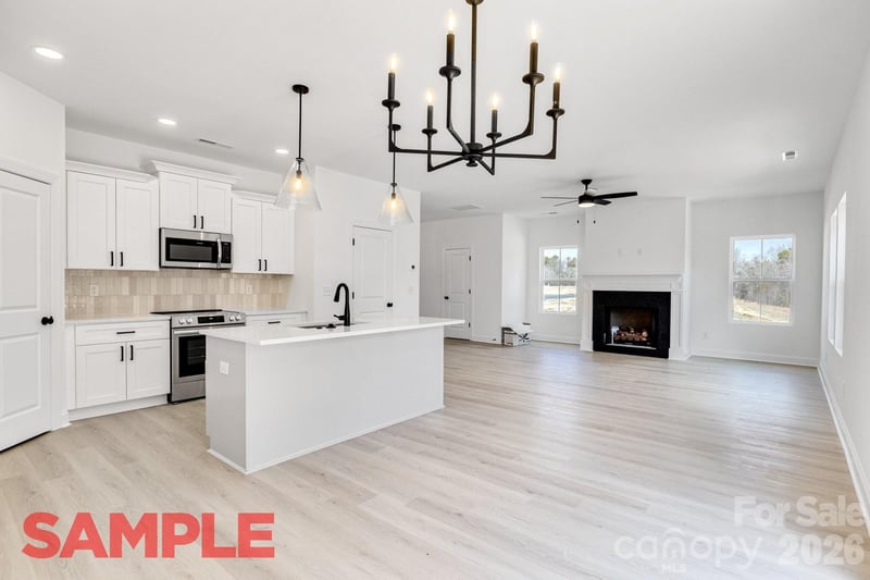 1585 Solitude Ct, Kannapolis, NC 28081