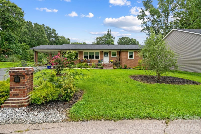 1101 Rosewood Ave, Kannapolis, NC 28081