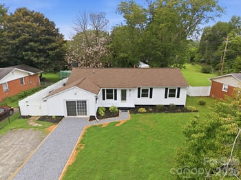 4100 Sudbury Rd, Charlotte, NC 28205
