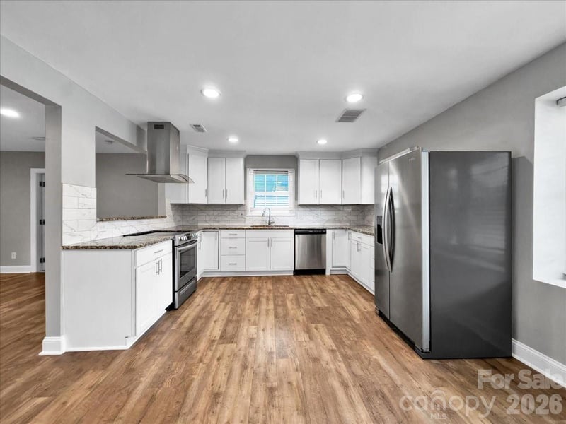 1926 Tyvola Rd, Charlotte, NC 28210