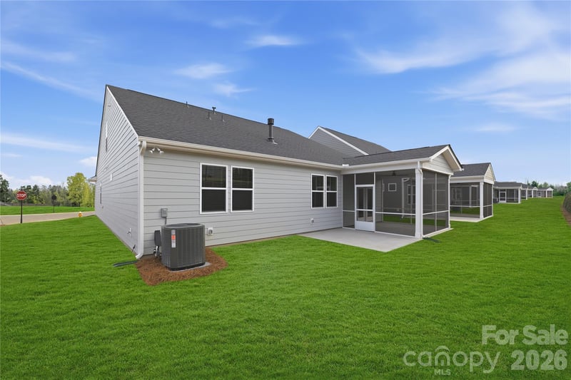 1004 Garfield Rd, Sherrills Ford, NC 28673