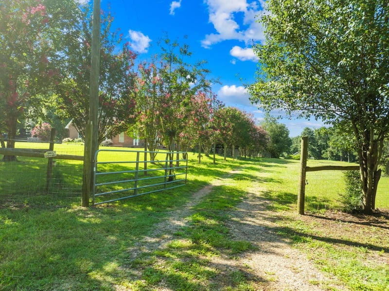325 Big Indian Loop, Mooresville, NC 28117