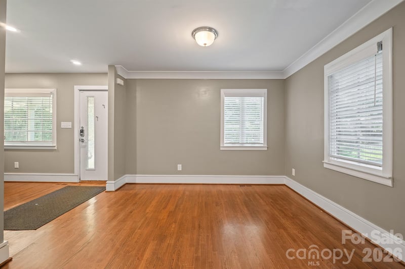 1812 Van Buren Ave, Charlotte, NC 28216