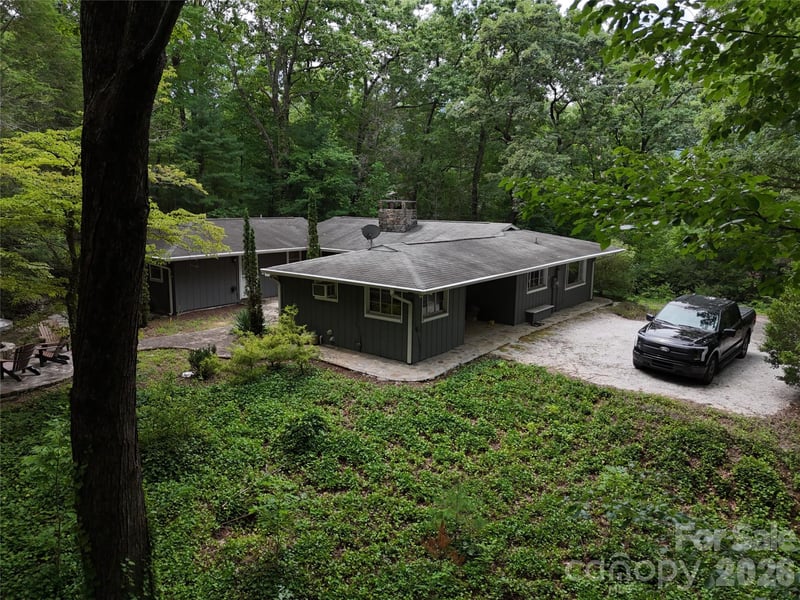 250 Luther Burbank Dr, Lake Lure, NC 28746