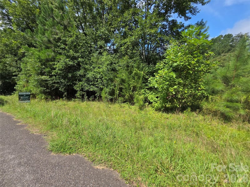 Brooks Rd, Gastonia, NC 28052