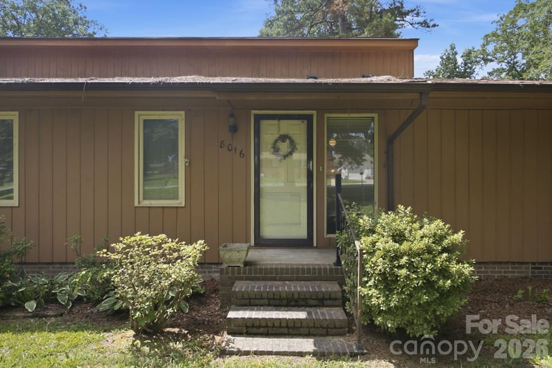 8016 Hedrick Cir, Huntersville, NC 28078