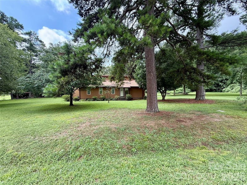 8016 Hedrick Cir, Huntersville, NC 28078