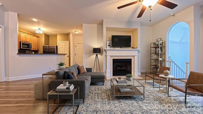 6419 Park Pond Dr, Charlotte, NC 28262