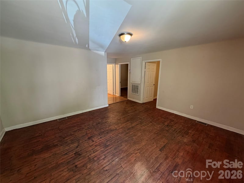 2558 Milton Ave, Gastonia, NC 28052