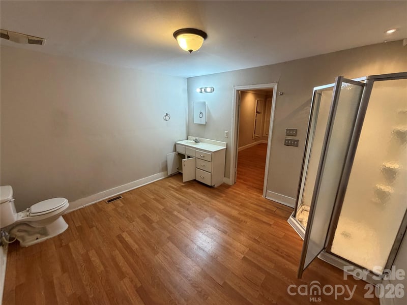 2558 Milton Ave, Gastonia, NC 28052