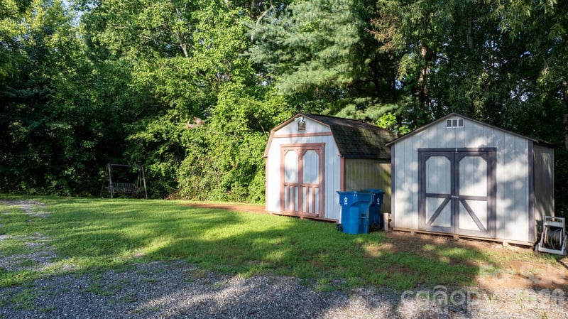 708 Klutz St, Maiden, NC 28650