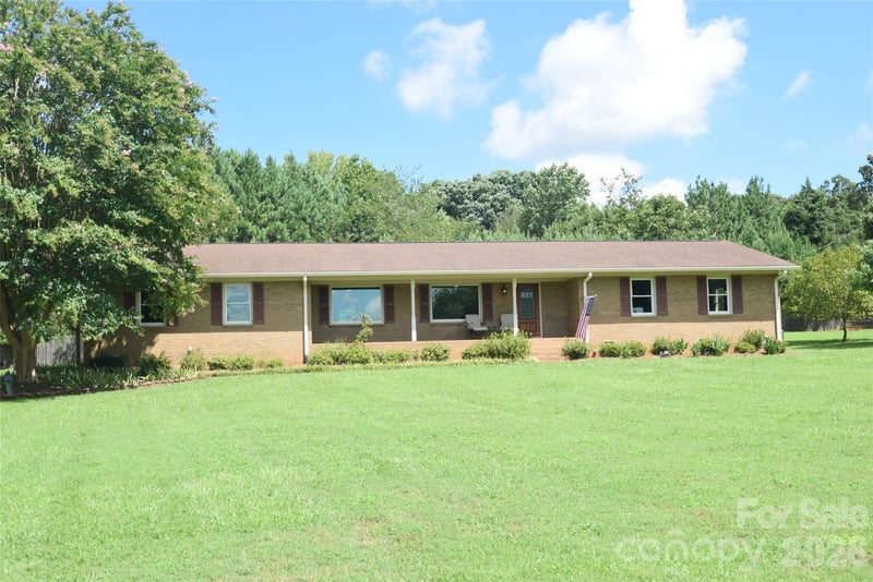 15513 Thompson Rd, Charlotte, NC 28227
