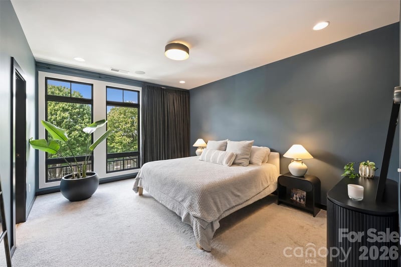 416 E 33rd St, Charlotte, NC 28205