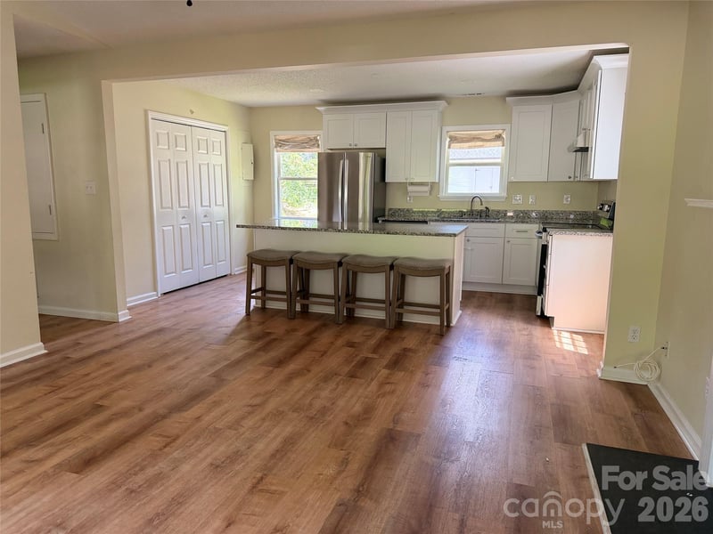 6625 Cool Water Ct, Charlotte, NC 28215