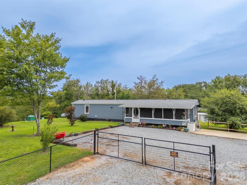 251 Old Mill Rd, Lake Lure, NC 28746
