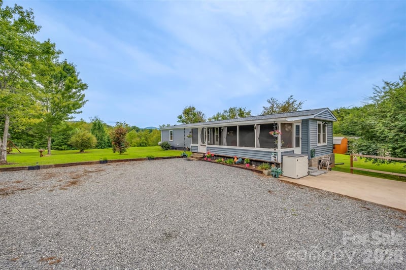 251 Old Mill Rd, Lake Lure, NC 28746