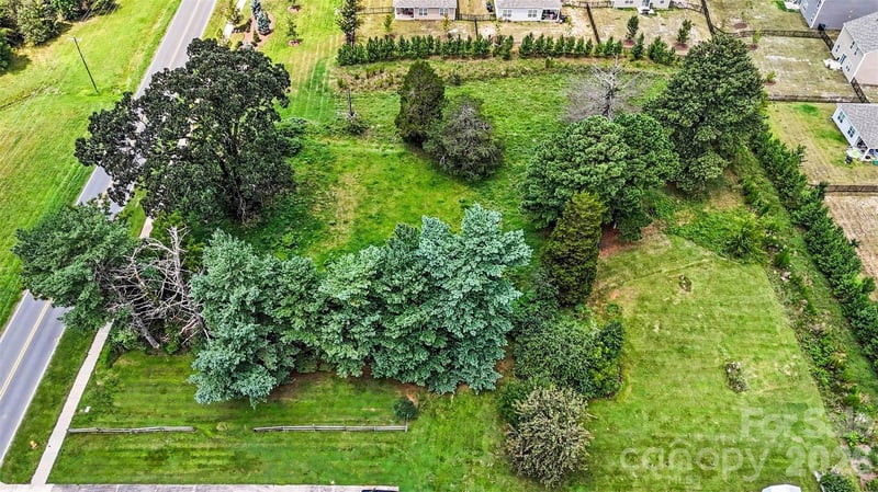 495 Perry Rd, Troutman, NC 28166