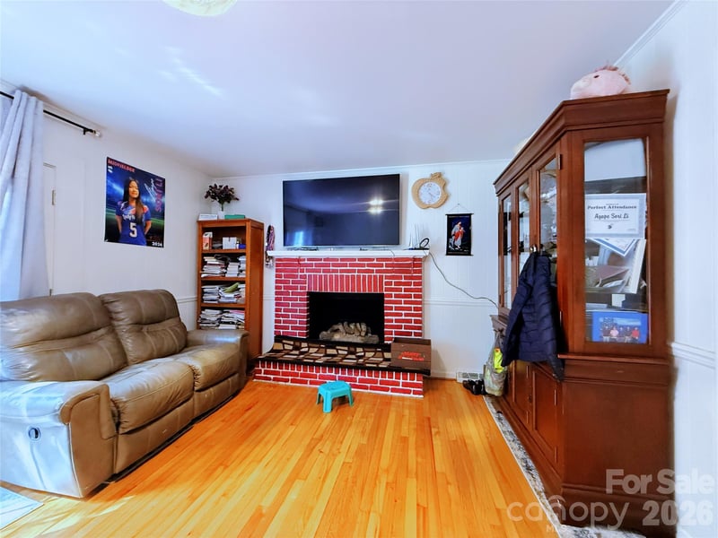 6824 Marlbrook Dr, Charlotte, NC 28212