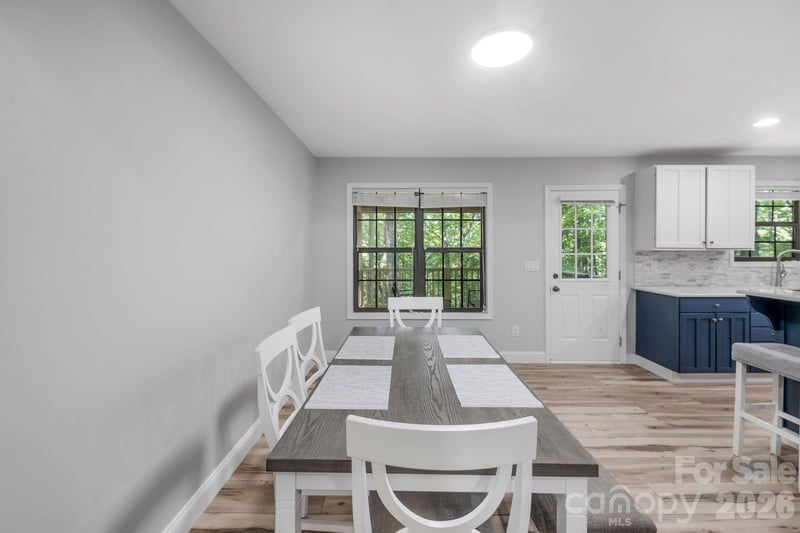 526 Whetstone Gap Rd, Lake Toxaway, NC 28747
