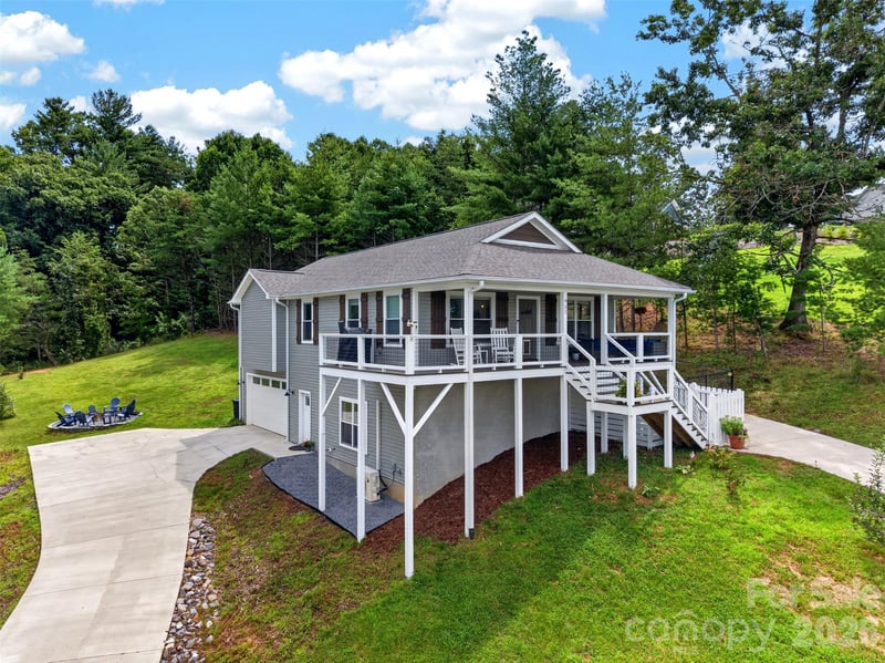 932 Morlin Acres Dr, Marshall, NC 28753