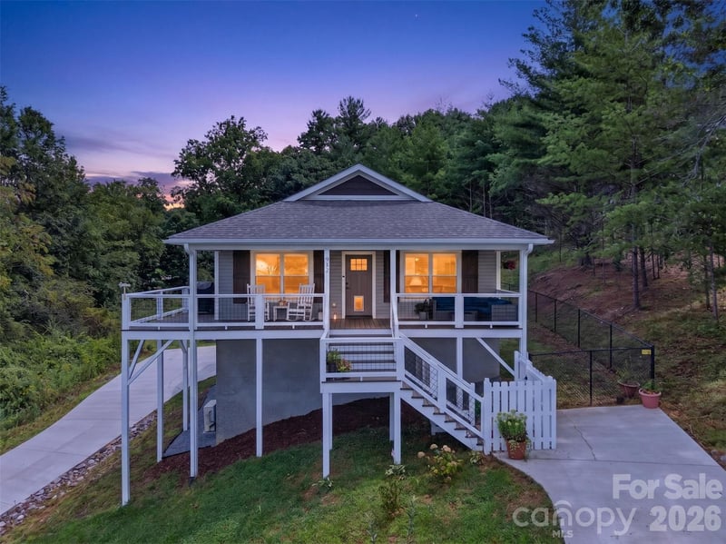 932 Morlin Acres Dr, Marshall, NC 28753