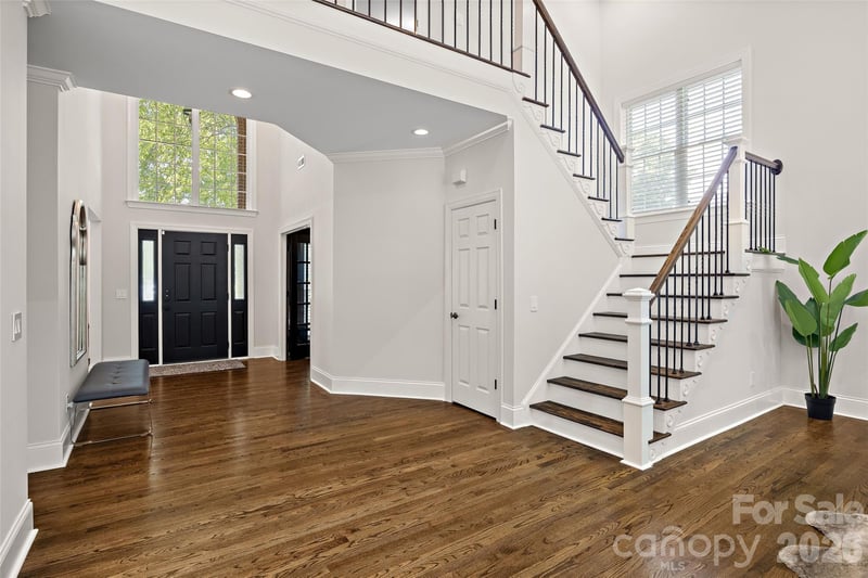 1607 Crestgate Dr, Waxhaw, NC 28173