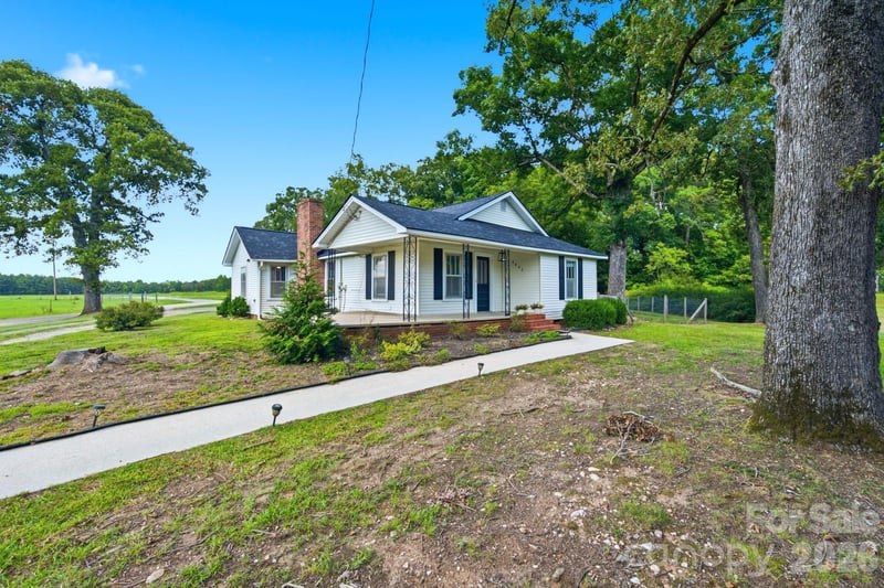 3041 Pink Plyler Rd, Lancaster, SC 29720