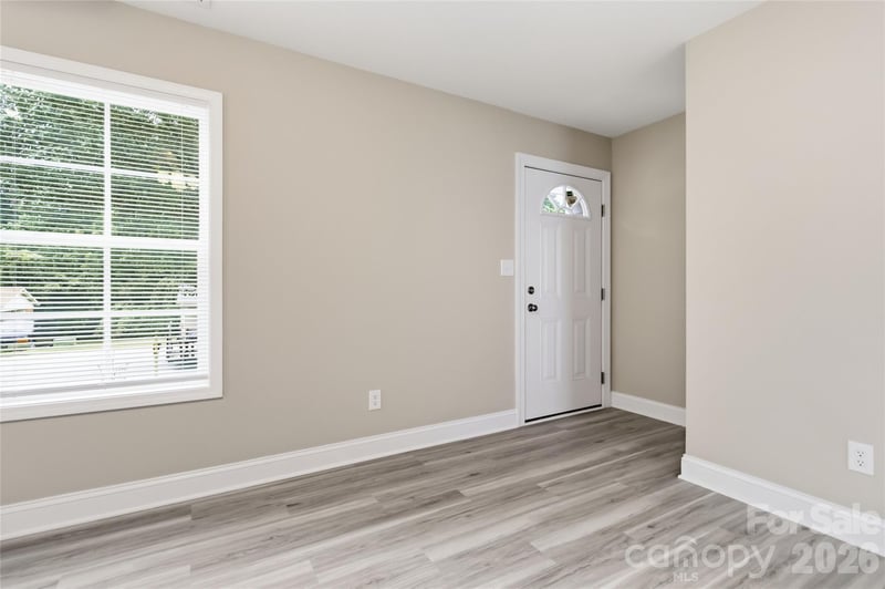 412 Mclelland Ave, Mooresville, NC 28115