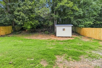 412 Mclelland Ave, Mooresville, NC 28115
