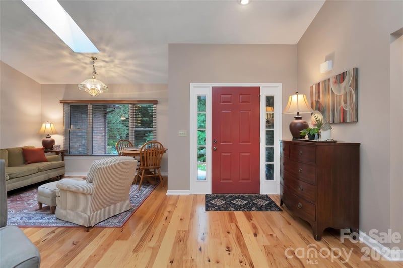542 Soquili Dr, Brevard, NC 28712