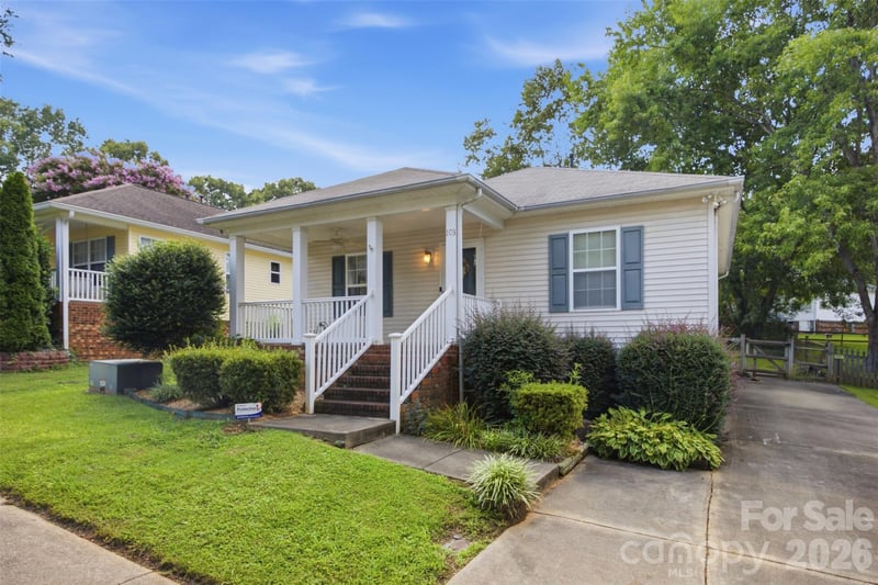 103 Watson St, Belmont, NC 28012