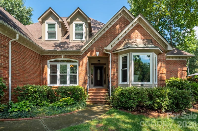 12818 Darby Chase Dr, Charlotte, NC 28277