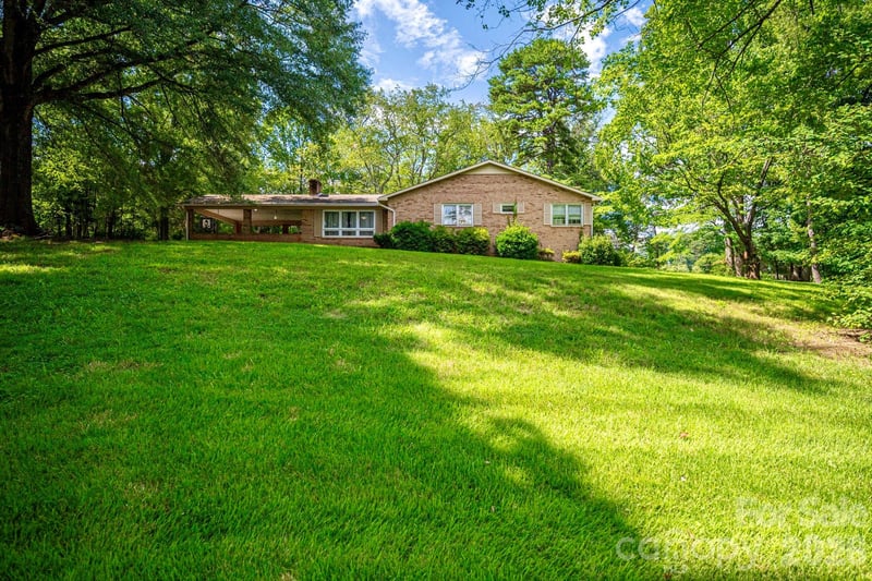 2542 Nc 10 Hw, Conover, NC 28613