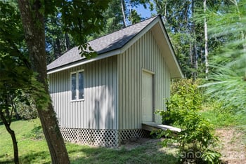 25 Forest Rd, Asheville, NC 28803