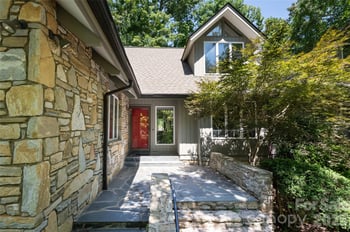 25 Forest Rd, Asheville, NC 28803