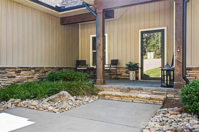 3931 Reid Cir, Sherrills Ford, NC 28673