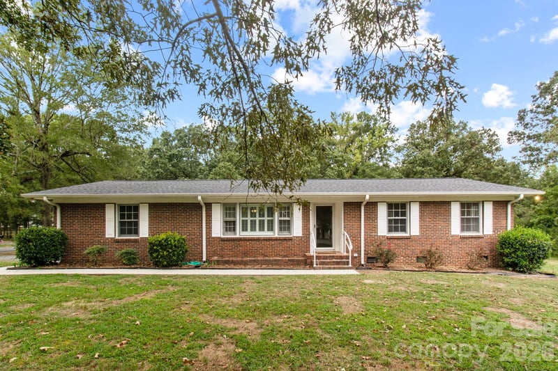 1012 Forest Dr, Marshville, NC 28103