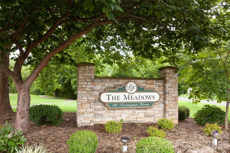 54 English Oak Rd, Fletcher, NC 28732