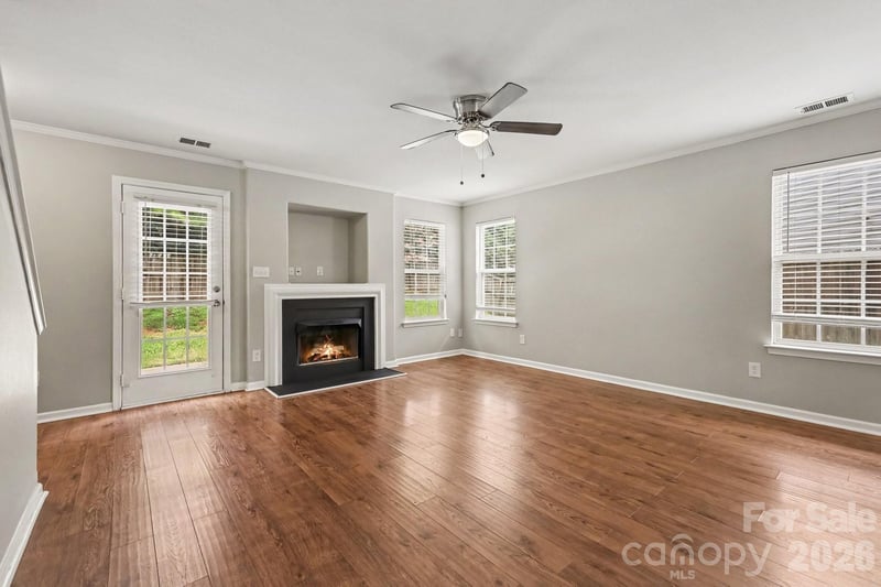 2877 Oasis Ln, Charlotte, NC 28214