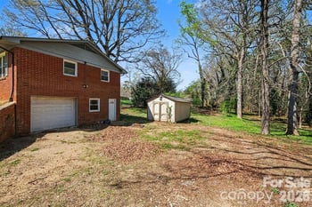 2230 Kenwood Dr, Kannapolis, NC 28081