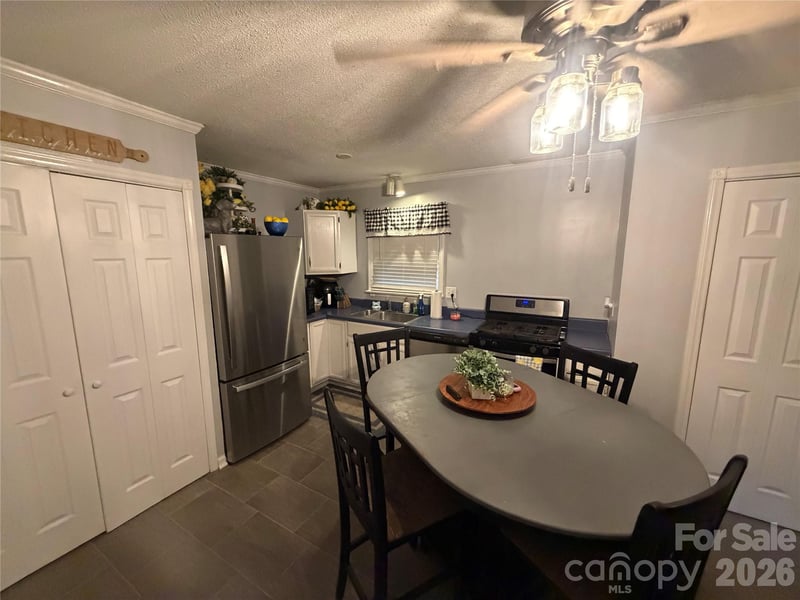 1104 Hillcrest Dr #L 34, Cherryville, NC 28021