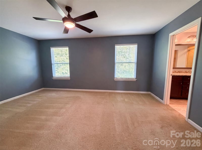 2618 Courtland Dr, Clover, SC 29710