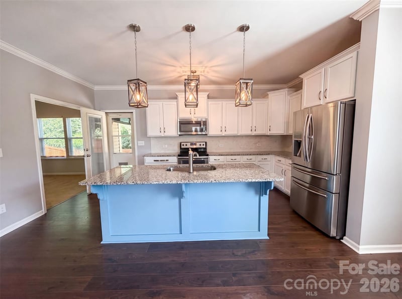 2618 Courtland Dr, Clover, SC 29710