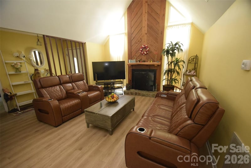 12202 Charing Grove Ln, Charlotte, NC 28273