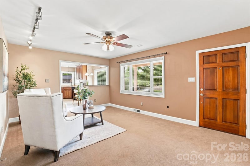 7800 Browne Rd, Charlotte, NC 28269