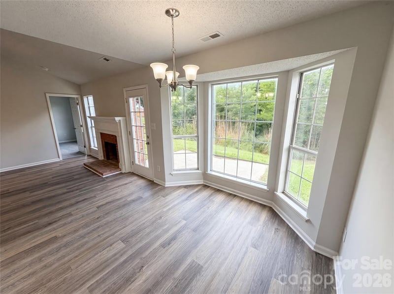 1633 Gordon Walters Dr, Charlotte, NC 28213