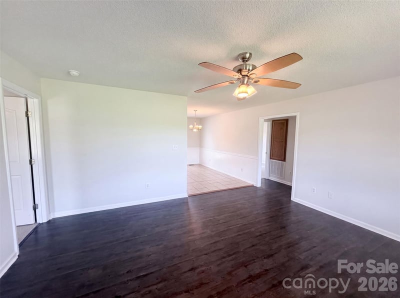 2243 Mintew Cir, Lincolnton, NC 28092